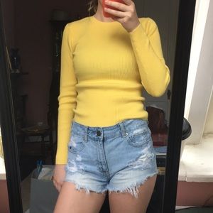 🌿2/$15 Sunflower Yellow Sweater 💛